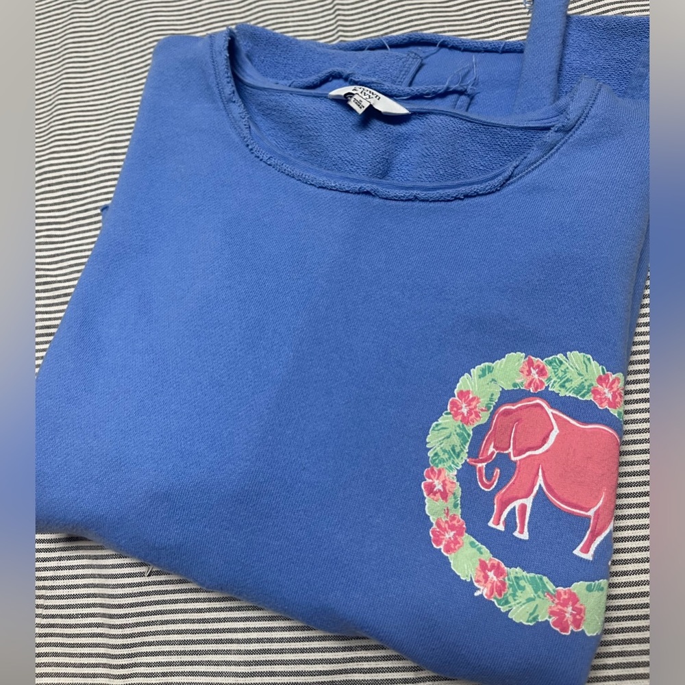 Crown & Ivy Periwinkle Elephant Sweater Size S